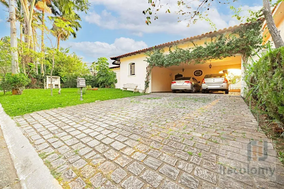 Foto 2 de Casa de Condomínio com 3 quartos à venda, 530m2 em Santana De Parnaiba - SP