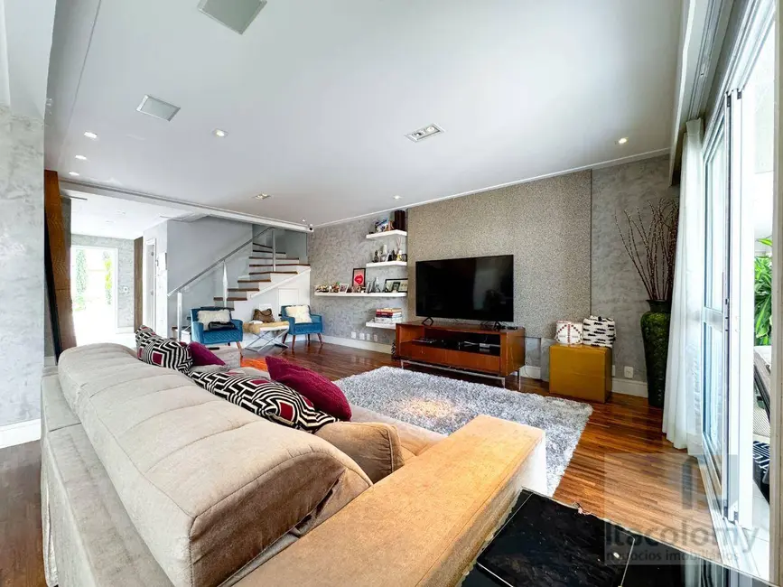 Foto 4 de Casa de Condomínio com 4 quartos à venda, 290m2 em Tamboré, Santana De Parnaiba - SP