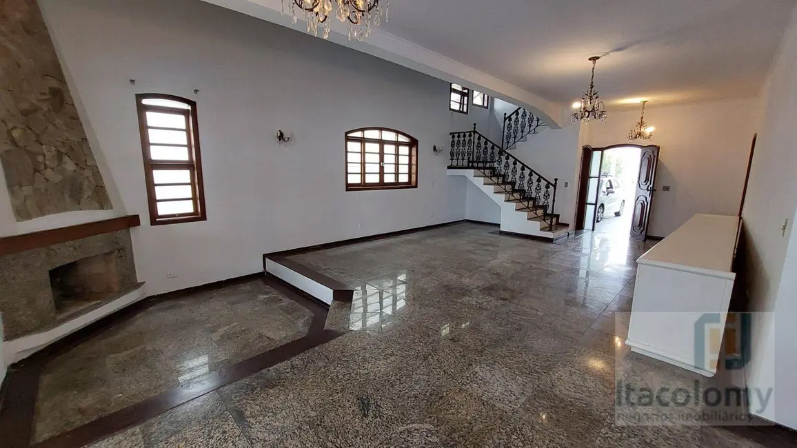 Foto 3 de Casa de Condomínio com 4 quartos à venda, 380m2 em Santana De Parnaiba - SP