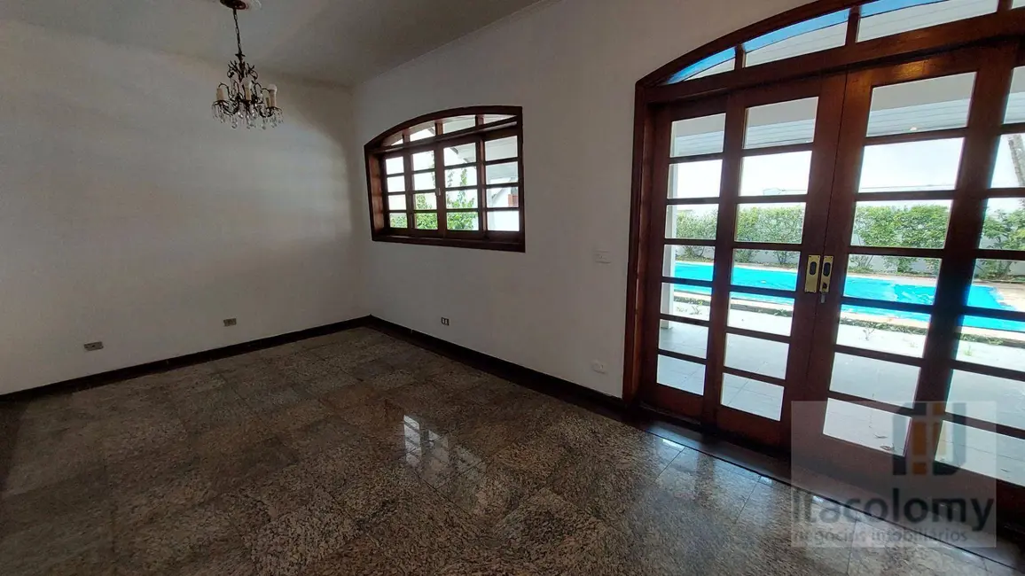 Foto 4 de Casa de Condomínio com 4 quartos à venda, 380m2 em Santana De Parnaiba - SP