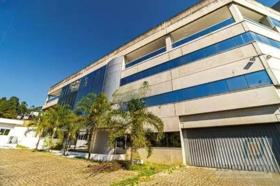 Foto 1 de Armazém / Galpão à venda, 4733m2 em Santana De Parnaiba - SP