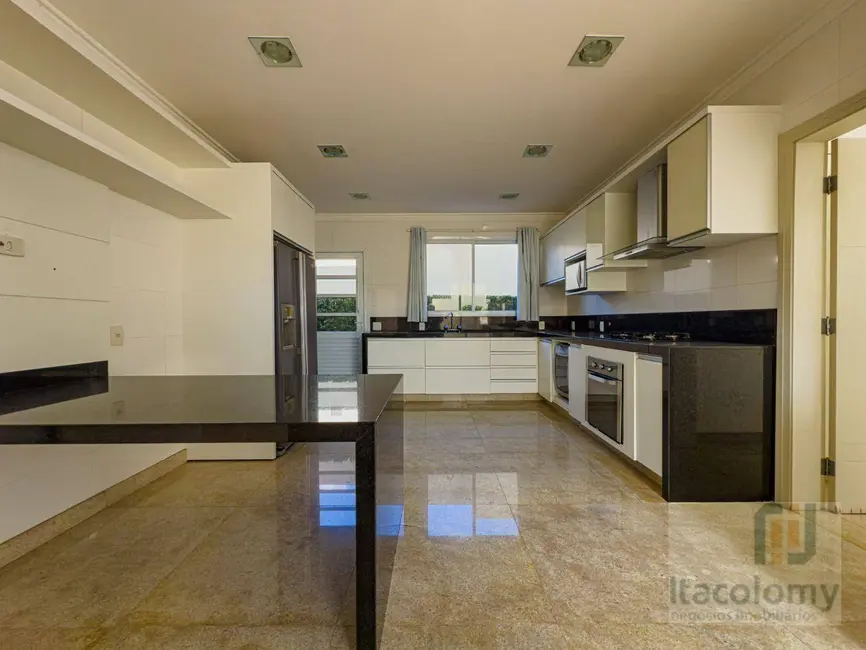 Foto 4 de Casa de Condomínio com 4 quartos à venda, 490m2 em Santana De Parnaiba - SP