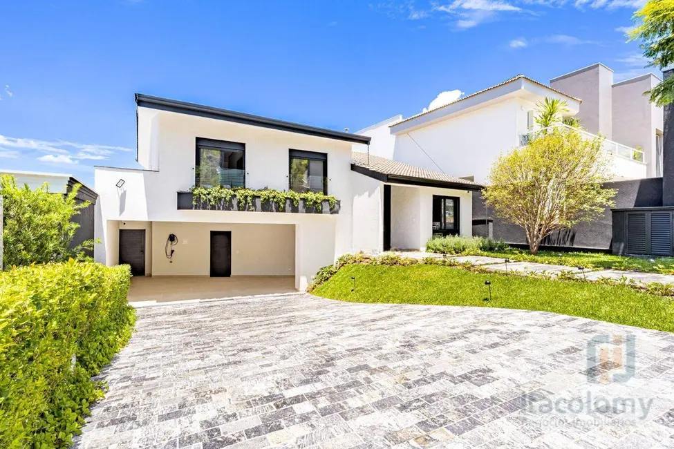 Casa de Condomínio com 3 quartos à venda, 420m2 em Santana De Parnaiba - SP - imagem 1 Foto 1 de Casa de Condomínio com 3 quartos à venda, 420m2 em Santana De Parnaiba - SP