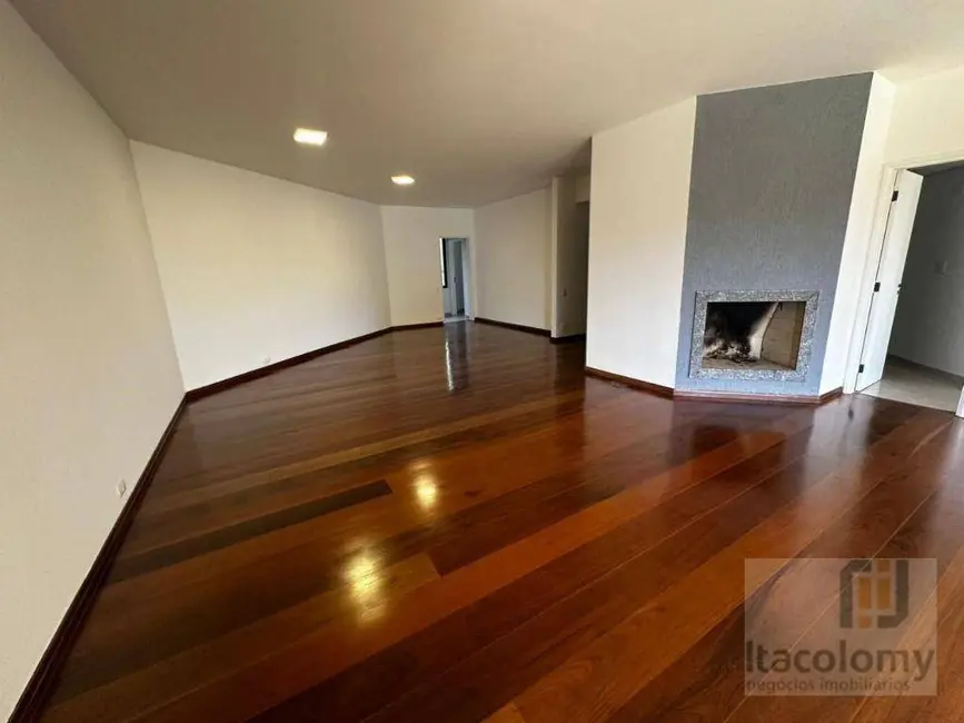 Foto 8 de Apartamento com 3 quartos para alugar, 579m2 em Empresarial 18 do Forte, Barueri - SP