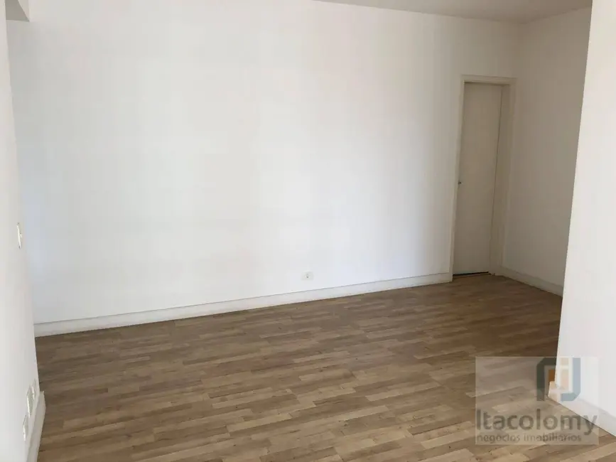 Foto 8 de Apartamento com 3 quartos para alugar, 84m2 em Alphaville Industrial, Barueri - SP