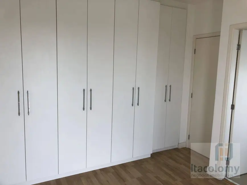 Foto 3 de Apartamento com 3 quartos para alugar, 84m2 em Alphaville Industrial, Barueri - SP