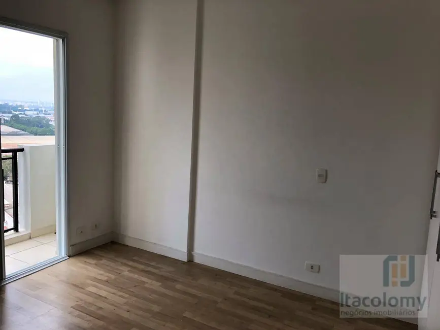 Foto 2 de Apartamento com 3 quartos para alugar, 84m2 em Alphaville Industrial, Barueri - SP