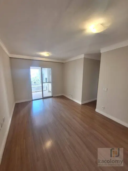 Foto 2 de Apartamento com 3 quartos à venda, 85m2 em Jardim Tupanci, Barueri - SP