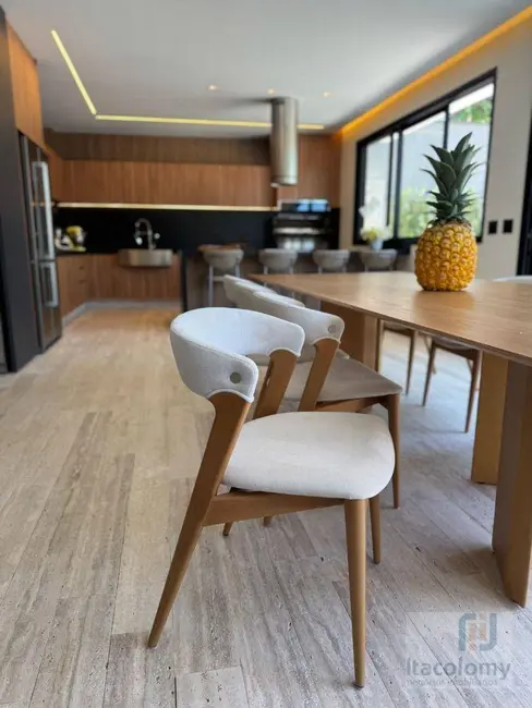 Casa de Condomínio com 4 quartos à venda, 468m2 em Colinas da Anhangüera, Santana De Parnaiba - SP - imagem 9 Foto 9 de Casa de Condomínio com 4 quartos à venda, 468m2 em Colinas da Anhangüera, Santana De Parnaiba - SP