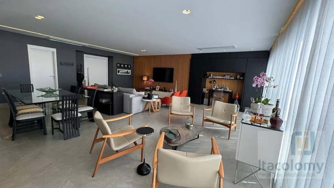 Apartamento com 3 quartos à venda, 163m2 em Indianópolis, São Paulo - SP - imagem 1 Foto 1 de Apartamento com 3 quartos à venda, 163m2 em Indianópolis, São Paulo - SP