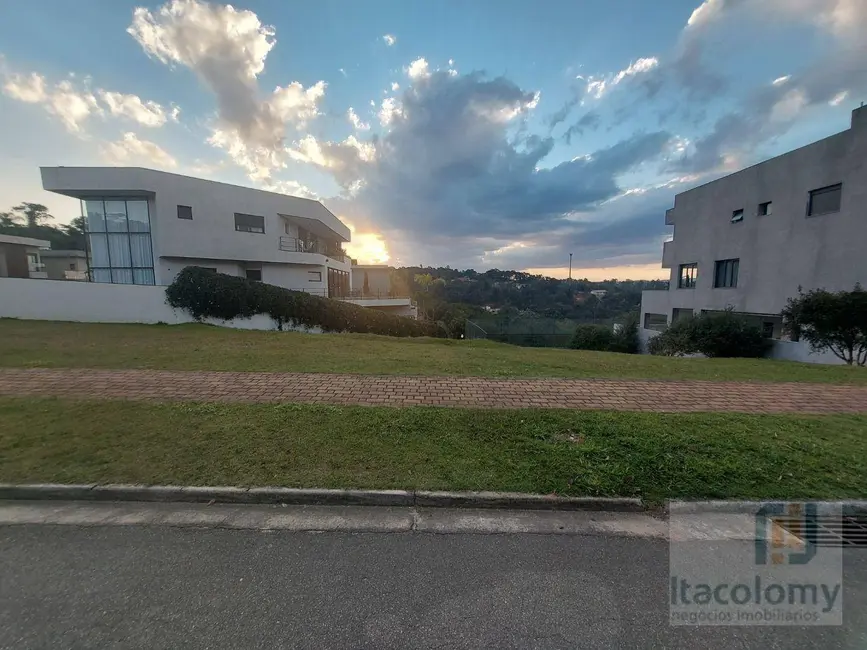 Foto 1 de Terreno / Lote à venda, 865m2 em Santana De Parnaiba - SP