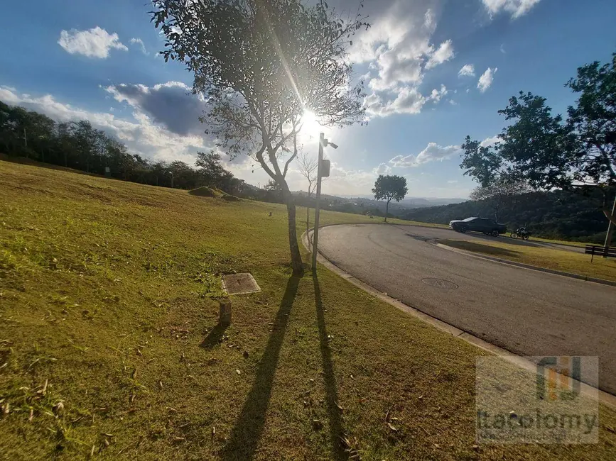 Foto 2 de Terreno / Lote à venda, 820m2 em Santana De Parnaiba - SP