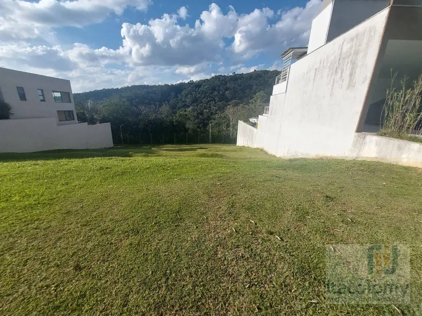 Foto 1 de Terreno / Lote à venda, 490m2 em Santana De Parnaiba - SP