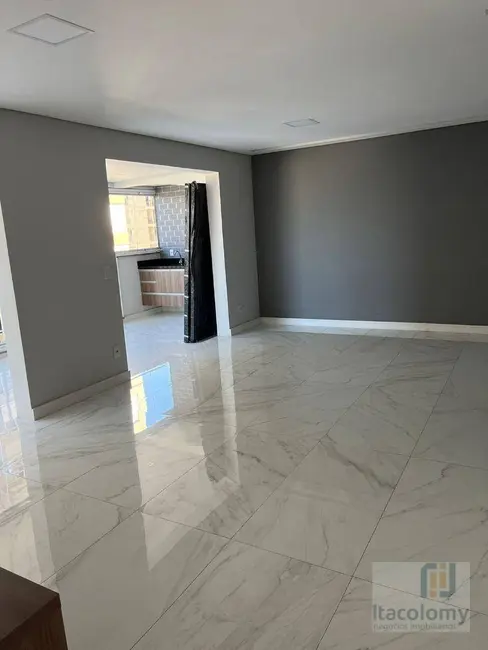 Foto 7 de Apartamento com 3 quartos para alugar, 170m2 em Alphaville Industrial, Barueri - SP