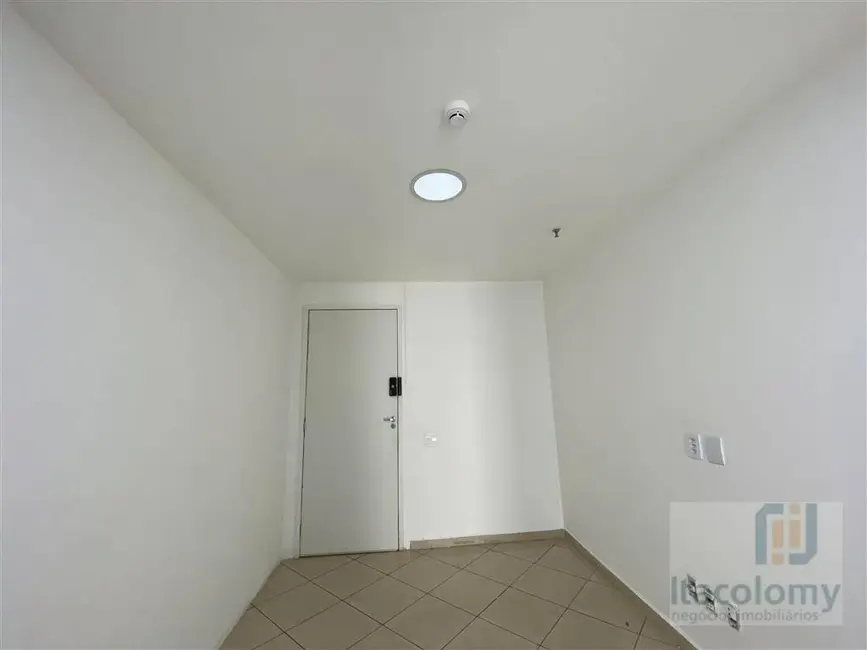 Foto 8 de Sala Comercial para alugar, 204m2 em Alphaville Industrial, Barueri - SP