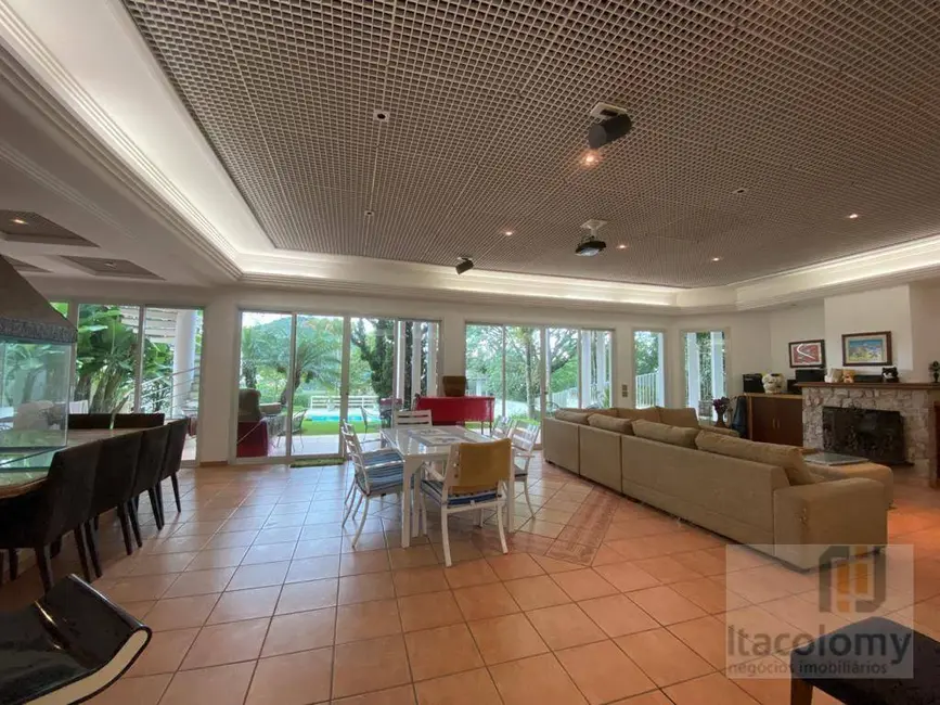 Foto 6 de Casa de Condomínio com 5 quartos à venda e para alugar, 1078m2 em Santana De Parnaiba - SP