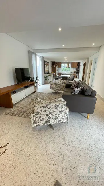 Foto 6 de Casa de Condomínio com 4 quartos à venda, 303m2 em Santana De Parnaiba - SP