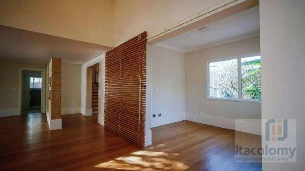 Casa de Condomínio com 5 quartos à venda, 600m2 em Santana De Parnaiba - SP - imagem 7 Foto 7 de Casa de Condomínio com 5 quartos à venda, 600m2 em Santana De Parnaiba - SP