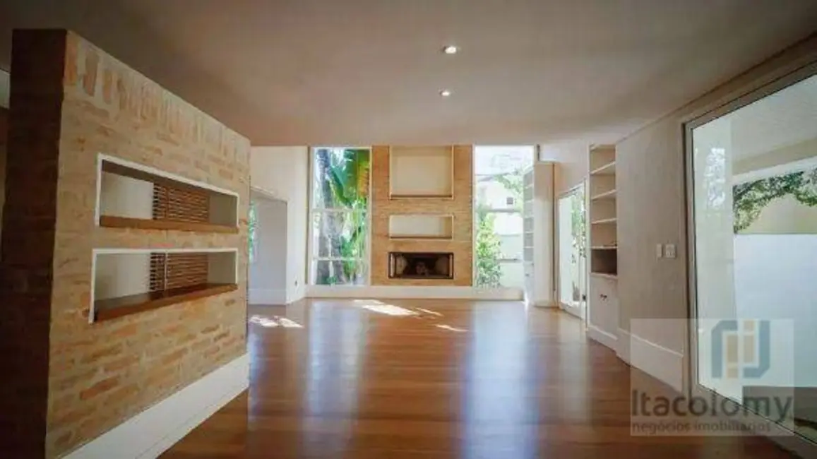 Casa de Condomínio com 5 quartos à venda, 600m2 em Santana De Parnaiba - SP - imagem 8 Foto 8 de Casa de Condomínio com 5 quartos à venda, 600m2 em Santana De Parnaiba - SP