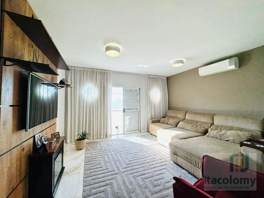 Foto 7 de Casa com 4 quartos à venda, 125m2 em Jardim Graziela, Barueri - SP