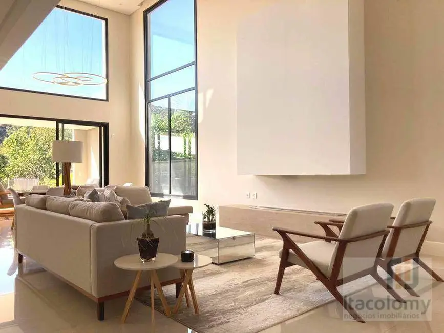 Foto 7 de Casa de Condomínio com 3 quartos à venda, 490m2 em Santana De Parnaiba - SP