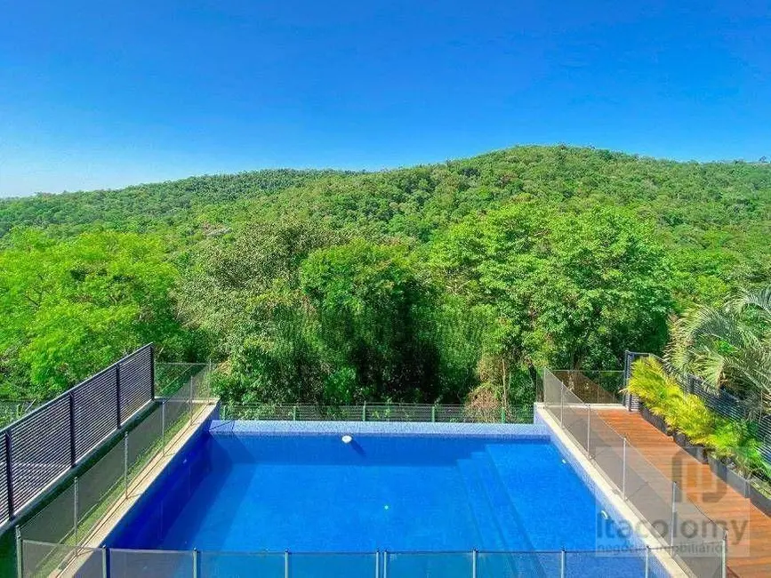 Foto 2 de Casa de Condomínio com 3 quartos à venda, 490m2 em Santana De Parnaiba - SP