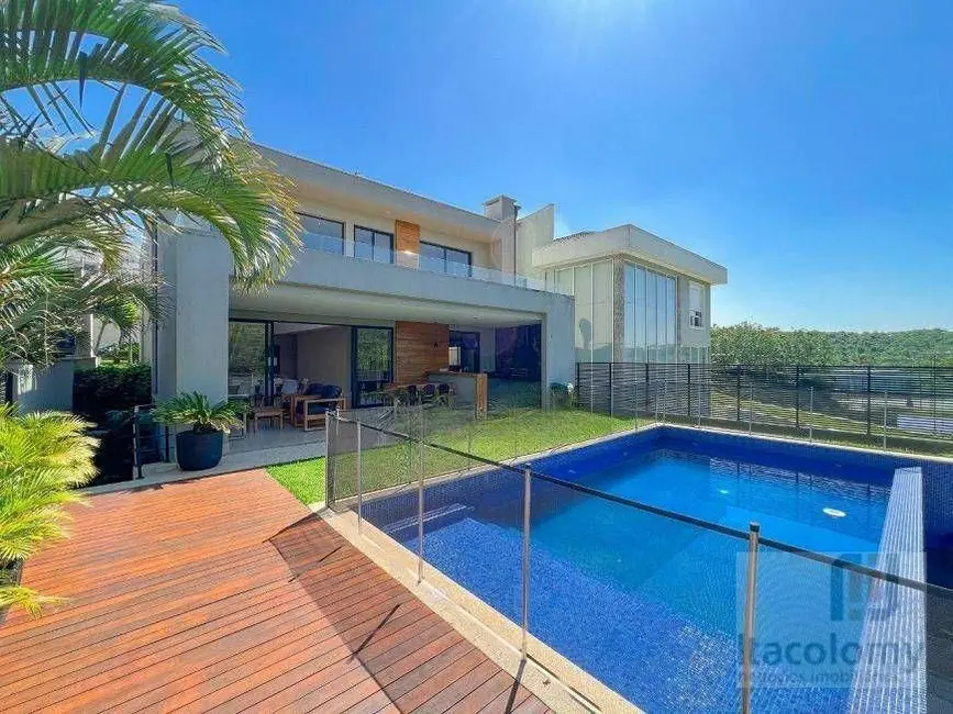 Foto 4 de Casa de Condomínio com 3 quartos à venda, 490m2 em Santana De Parnaiba - SP