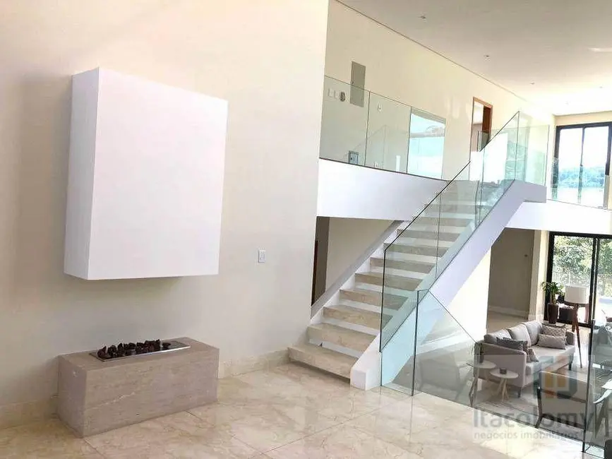 Foto 9 de Casa de Condomínio com 3 quartos à venda, 490m2 em Santana De Parnaiba - SP