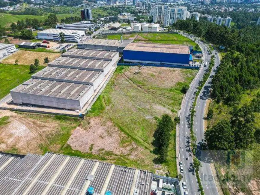 Foto 2 de Terreno / Lote à venda, 9590m2 em Santana De Parnaiba - SP