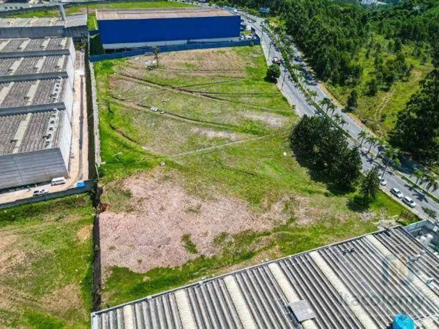 Foto 9 de Terreno / Lote à venda, 9590m2 em Santana De Parnaiba - SP