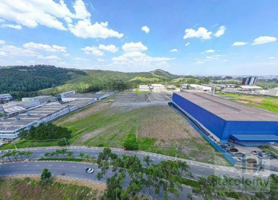 Foto 1 de Terreno / Lote à venda, 9590m2 em Santana De Parnaiba - SP