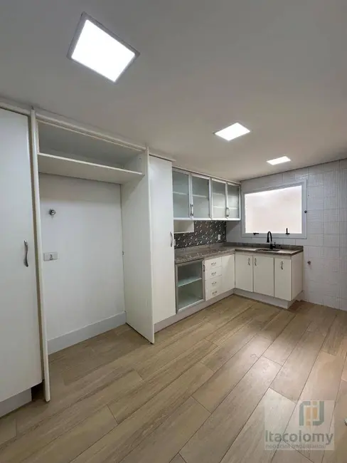 Foto 3 de Casa de Condomínio com 3 quartos à venda, 165m2 em Tamboré, Santana De Parnaiba - SP