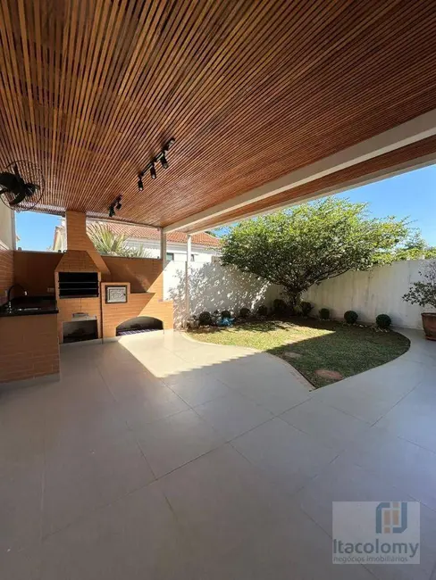 Foto 2 de Casa de Condomínio com 3 quartos à venda, 165m2 em Tamboré, Santana De Parnaiba - SP