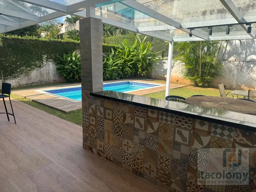 Foto 2 de Casa de Condomínio com 4 quartos à venda, 500m2 em Santana De Parnaiba - SP