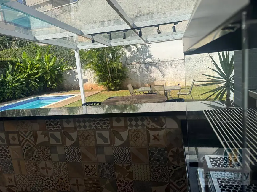 Foto 3 de Casa de Condomínio com 4 quartos à venda, 500m2 em Santana De Parnaiba - SP