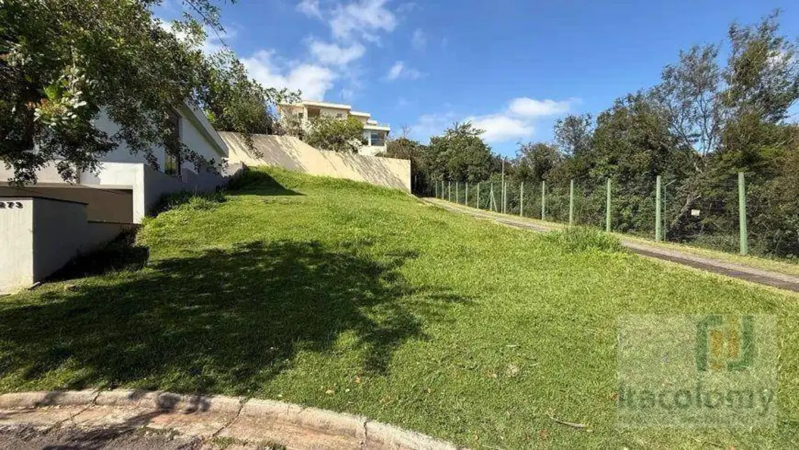 Foto 1 de Terreno / Lote à venda, 645m2 em Santana De Parnaiba - SP