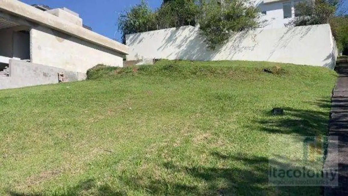 Foto 3 de Terreno / Lote à venda, 645m2 em Santana De Parnaiba - SP