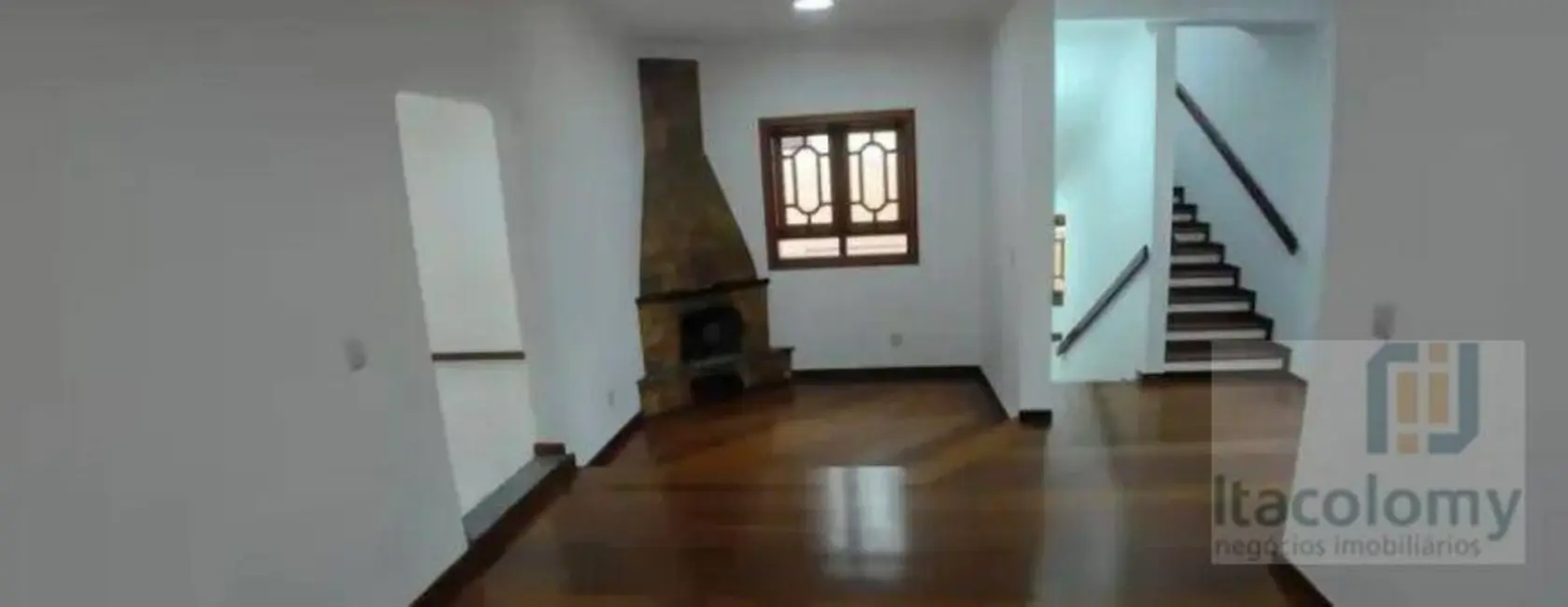 Foto 3 de Casa de Condomínio com 4 quartos à venda, 347m2 em Santana De Parnaiba - SP
