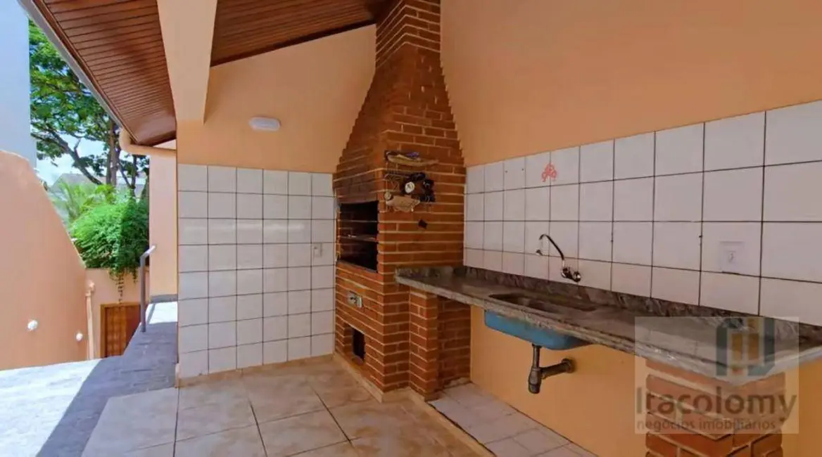 Foto 2 de Casa de Condomínio com 4 quartos para alugar, 347m2 em Santana De Parnaiba - SP