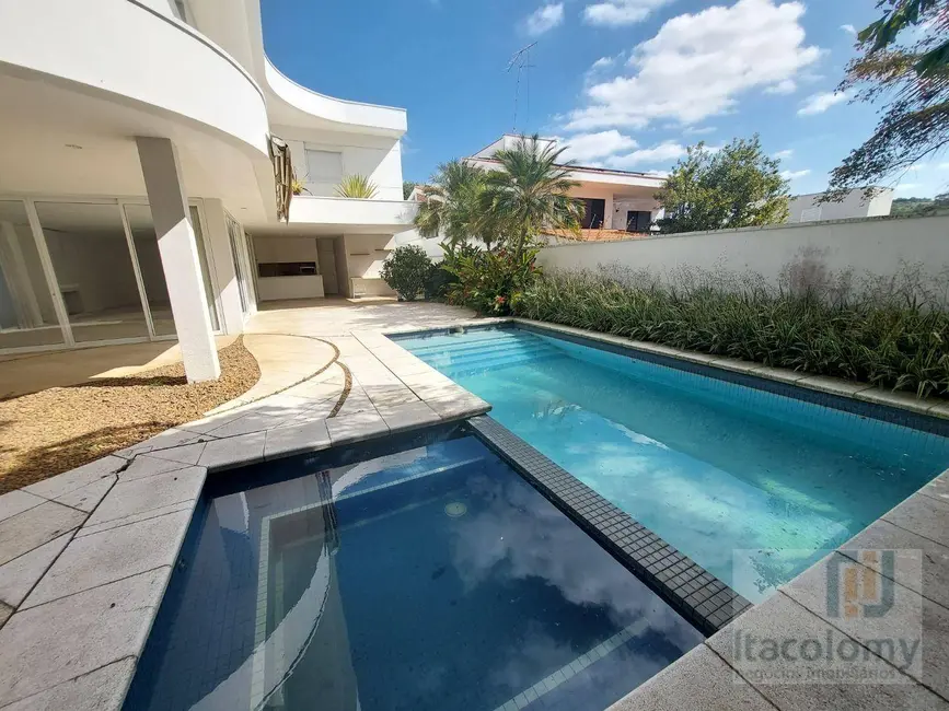 Casa de Condomínio com 4 quartos à venda e para alugar, 640m2 em Barueri - SP - imagem 4 Foto 4 de Casa de Condomínio com 4 quartos à venda e para alugar, 640m2 em Barueri - SP