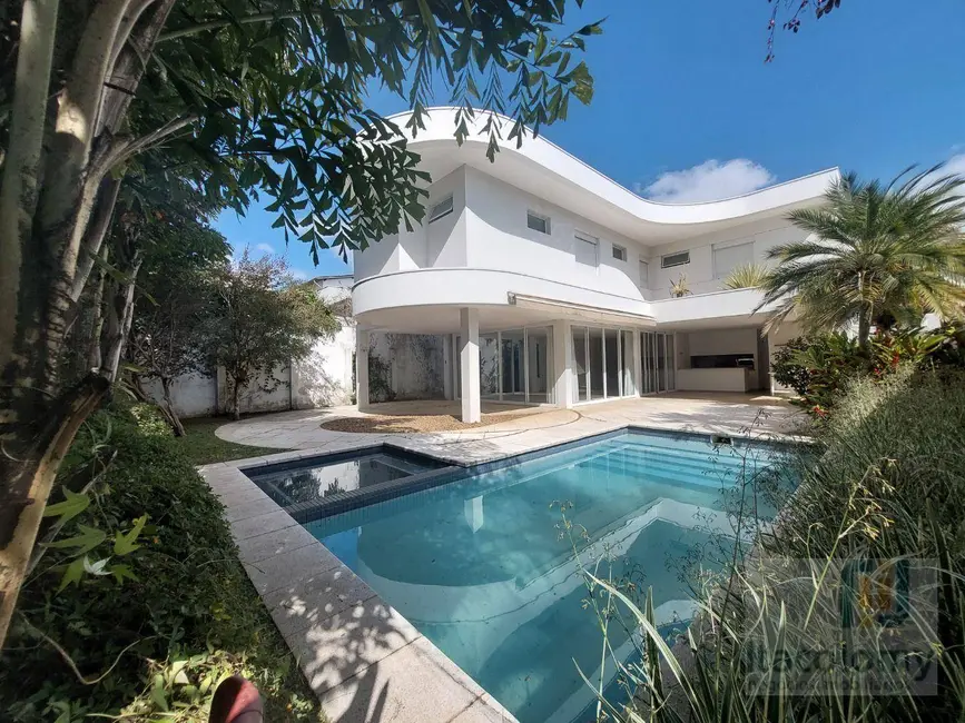 Casa de Condomínio com 4 quartos à venda e para alugar, 640m2 em Barueri - SP - imagem 1 Foto 1 de Casa de Condomínio com 4 quartos à venda e para alugar, 640m2 em Barueri - SP