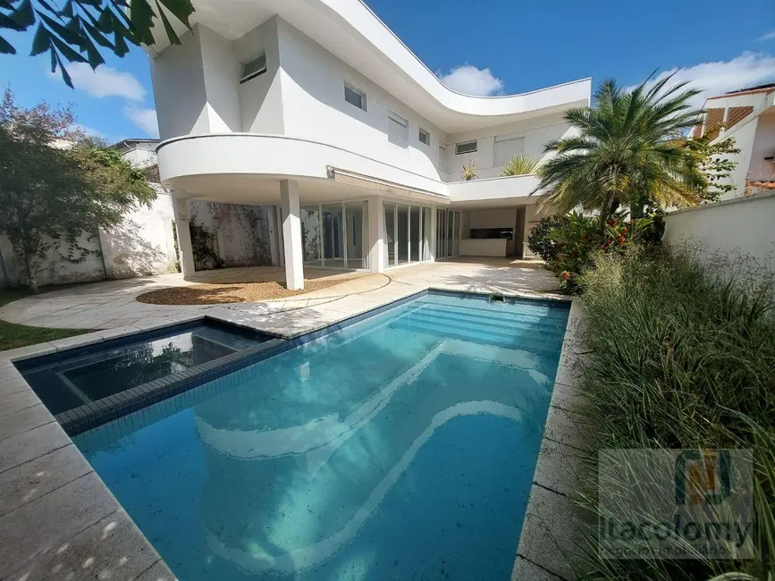 Casa de Condomínio com 4 quartos à venda e para alugar, 640m2 em Barueri - SP - imagem 2 Foto 2 de Casa de Condomínio com 4 quartos à venda e para alugar, 640m2 em Barueri - SP