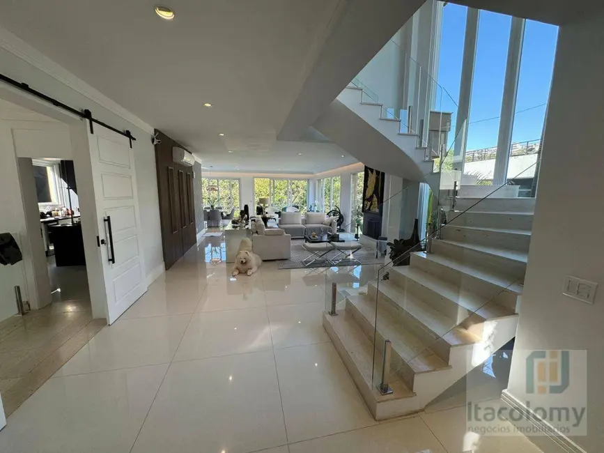 Foto 5 de Casa de Condomínio com 3 quartos à venda, 490m2 em Santana De Parnaiba - SP