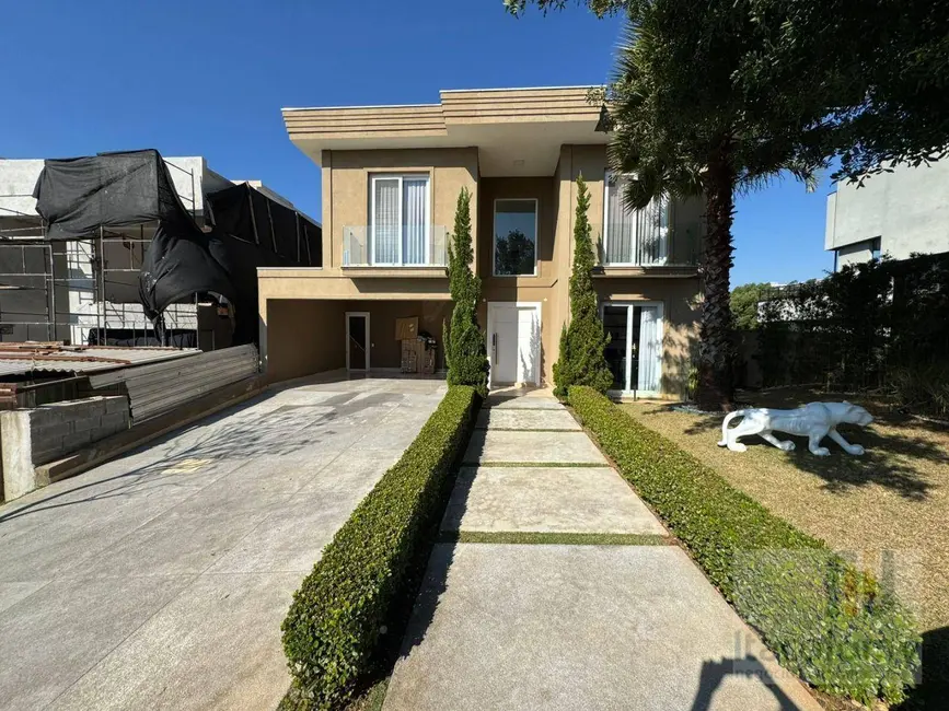 Foto 1 de Casa de Condomínio com 3 quartos à venda, 490m2 em Santana De Parnaiba - SP