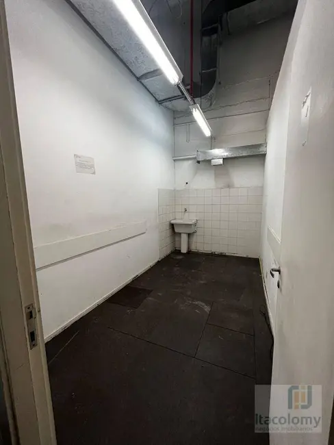 Foto 9 de Loja para alugar, 475m2 em Tamboré, Barueri - SP