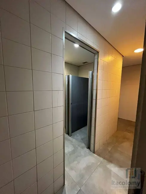 Loja para alugar, 475m2 em Tamboré, Barueri - SP - imagem 8 Foto 8 de Loja para alugar, 475m2 em Tamboré, Barueri - SP