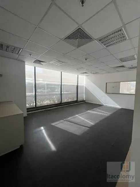 Foto 1 de Loja para alugar, 475m2 em Tamboré, Barueri - SP