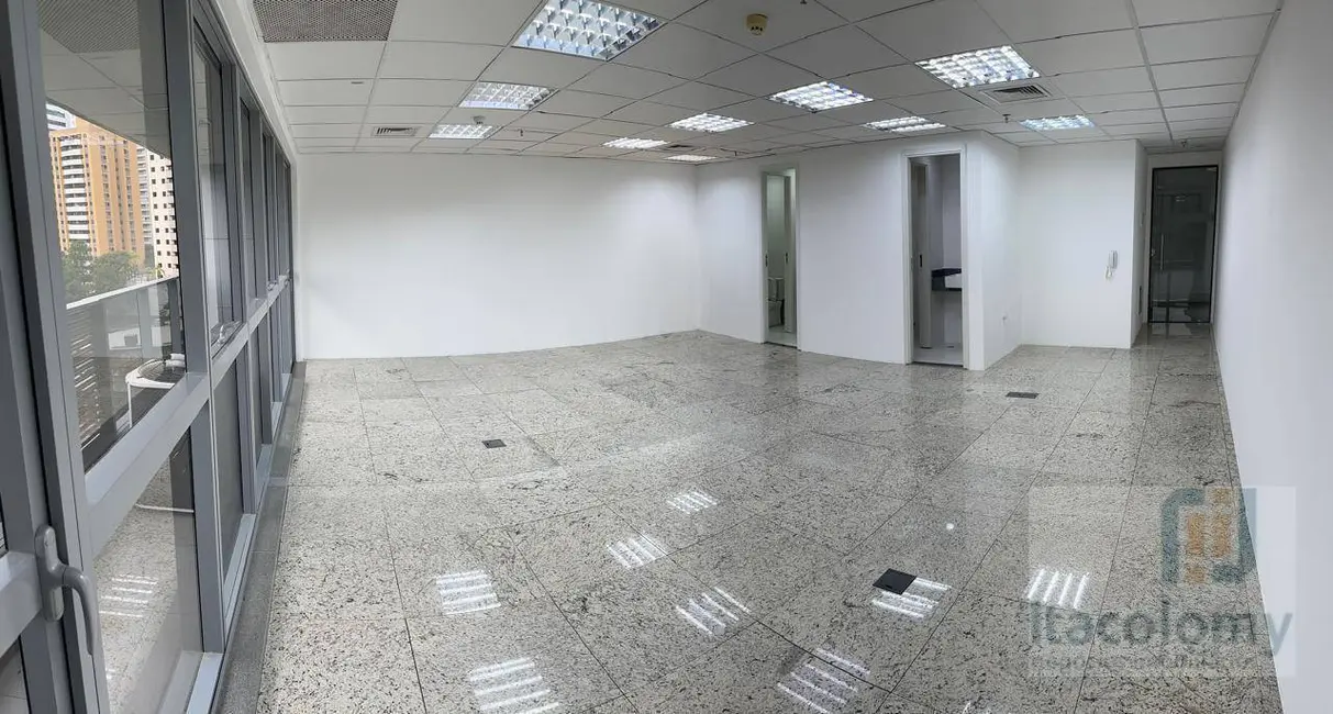 Foto 1 de Sala Comercial para alugar, 50m2 em Empresarial 18 do Forte, Barueri - SP