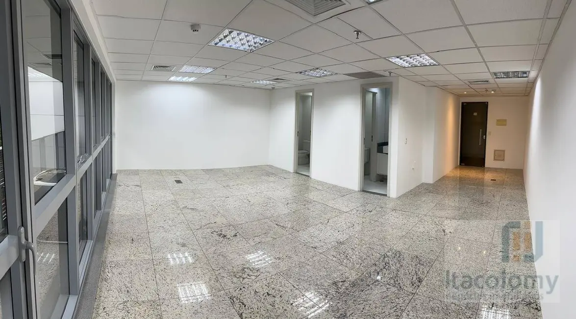 Foto 1 de Sala Comercial para alugar, 50m2 em Empresarial 18 do Forte, Barueri - SP