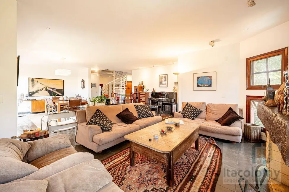 Casa de Condomínio com 4 quartos à venda, 500m2 em Santana De Parnaiba - SP - imagem 3 Foto 3 de Casa de Condomínio com 4 quartos à venda, 500m2 em Santana De Parnaiba - SP